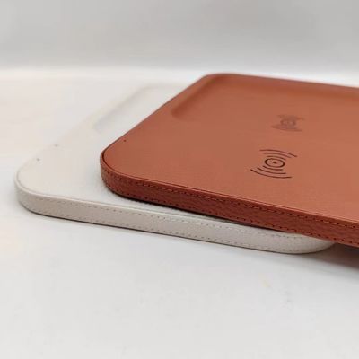GOOD-LOOKING Leather wireless charging tray-Make your brand ubiquitous